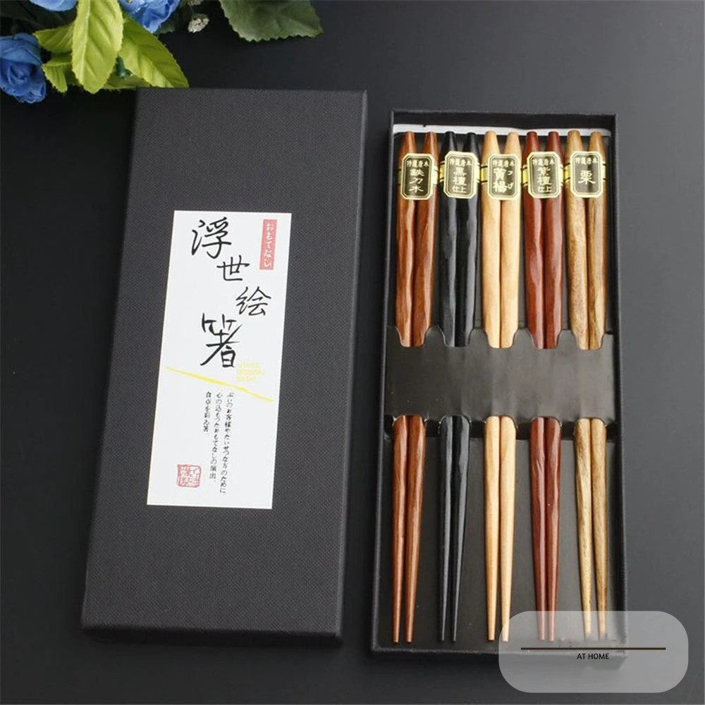 Coffret de baguettes japonaises en bois naturel – Set de 5 paires