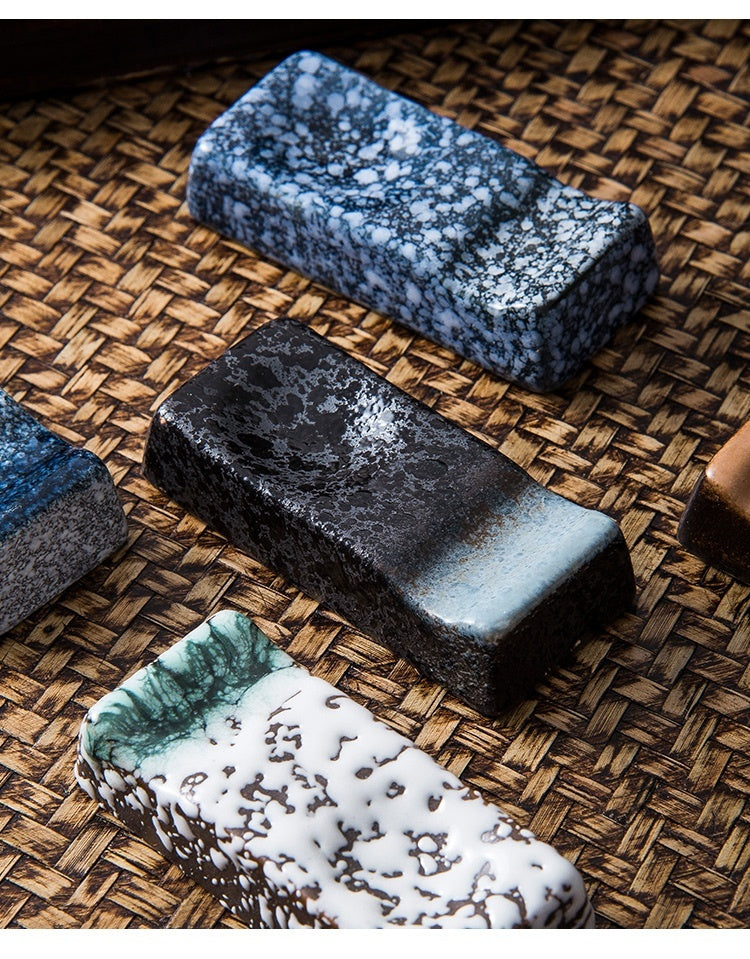 Repose-Baguettes Japonais en Céramique Émaillée – Style Wabi Sabi