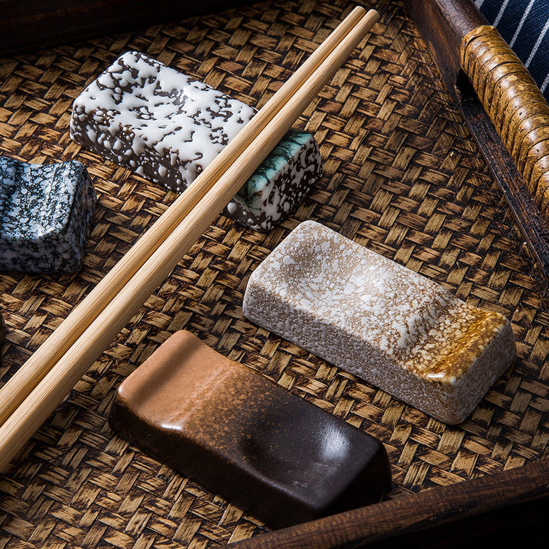 Repose-Baguettes Japonais en Céramique Émaillée – Style Wabi Sabi
