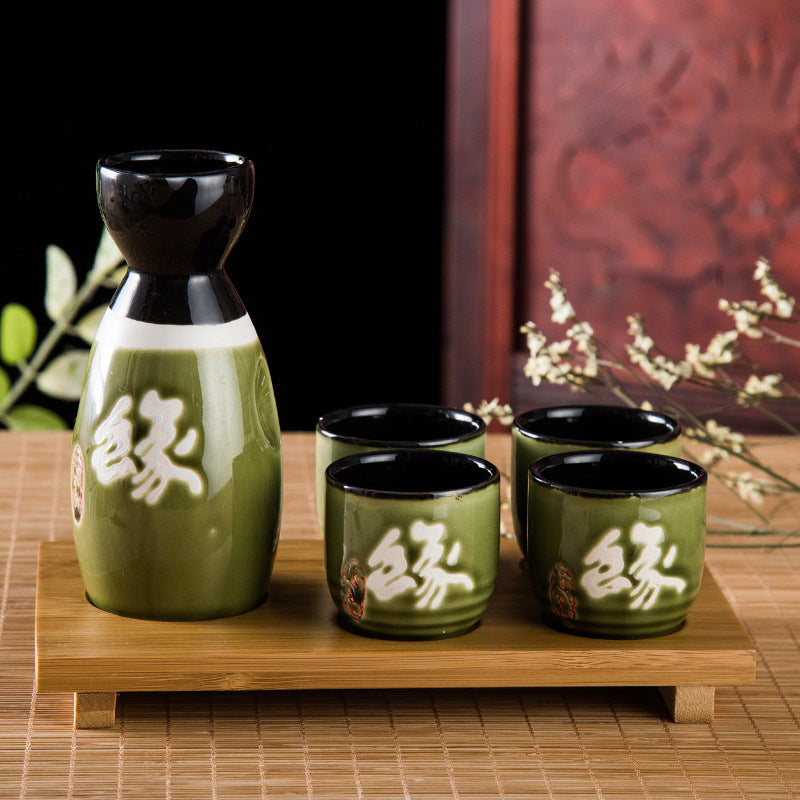 Set à saké japonais avec plateau – 3 modèles artisanaux